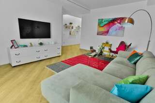Апарт-отели Novum Aparthotel Бухарест Rainbow Two Bedrooms Apartment-3