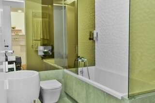 Апарт-отели Novum Aparthotel Бухарест Rainbow Two Bedrooms Apartment-26